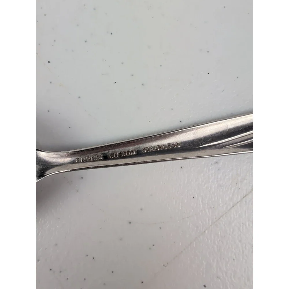 Oneida roseanne stainless